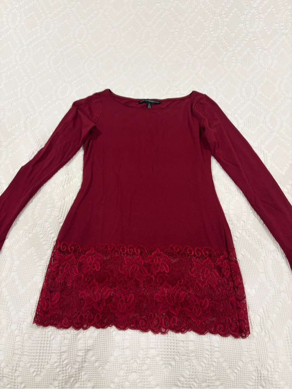 White House Black Market Long Sleeve Lace Hem Tunic Top - Burgundy